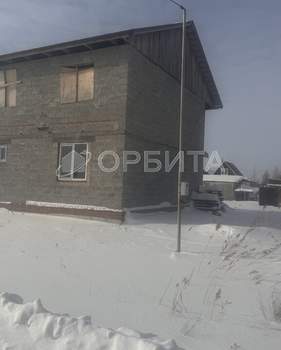 Дом 180м&sup2;, 2-этажный, участок 0 сот.  