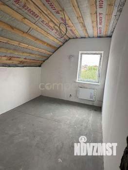 Коттедж 110м², 2-этажный, участок 5 сот.  