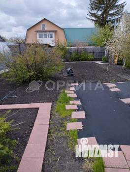 Дом 13м&sup2;, 2-этажный, участок 4 сот.  