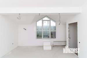 Таунхаус 104м&sup2;, 3-этажный, участок 2 сот.  