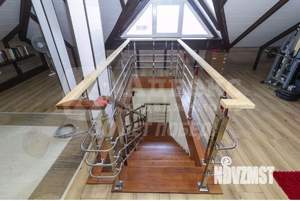 Коттедж 299м&sup2;, 3-этажный, участок 10 сот.  