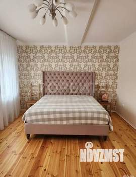 Дом 92м&sup2;, 2-этажный, участок 3 сот.  