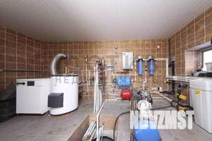 Дом 260м&sup2;, 3-этажный, участок 15 сот.  