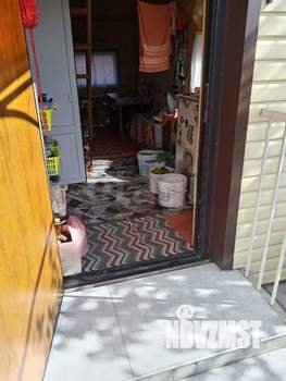 Дом 50м&sup2;, 2-этажный, участок 4 сот.  