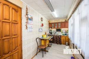 Дом 100м&sup2;, 2-этажный, участок 8 сот.  