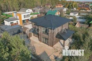 Дом 296м&sup2;, 2-этажный, участок 6 сот.  