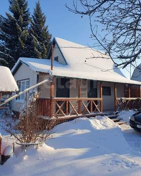 Дом 30м&sup2;, 2-этажный, участок 6 сот.  