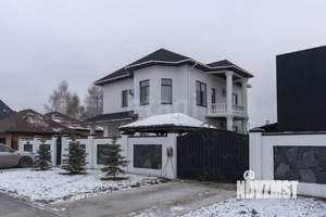 Дом 319м², 2-этажный, участок 7 сот.  