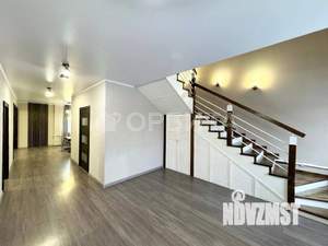 Дом 240м², 2-этажный, участок 8 сот.  