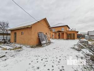Дом 170м&sup2;, 2-этажный, участок 8 сот.  