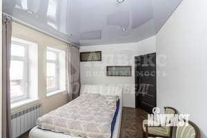 Коттедж 299м&sup2;, 3-этажный, участок 10 сот.  