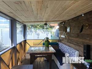 Дом 20м&sup2;, 2-этажный, участок 4 сот.  