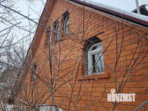 Дом 197м², 2-этажный, участок 9 сот.  