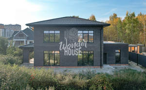 Дом 295м&sup2;, 2-этажный, участок 6 сот.  