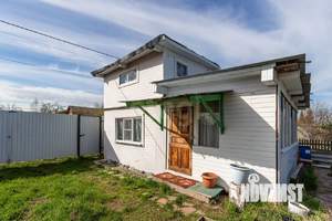 Дом 59м&sup2;, 2-этажный, участок 5 сот.  