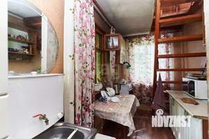 Дом 60м&sup2;, 2-этажный, участок 5 сот.  