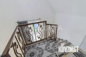 Дом 95м&sup2;, 2-этажный, участок 8 сот.  