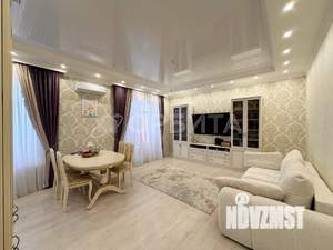 Дом 95м&sup2;, 2-этажный, участок 4 сот.  