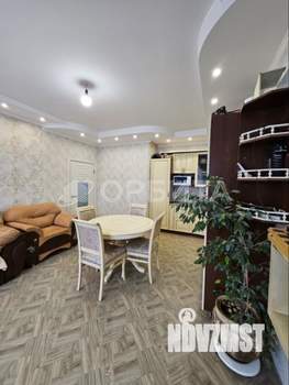 Дом 202м&sup2;, 2-этажный, участок 8 сот.  