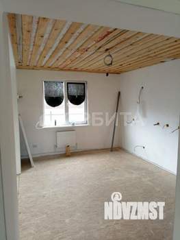 Дом 102м&sup2;, 2-этажный, участок 8 сот.  