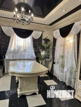 Дом 327м², 2-этажный, участок 15 сот.  