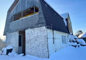 Дом 60м&sup2;, 2-этажный, участок 4 сот.  