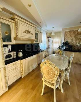 Дом 167м², 2-этажный, участок 10 сот.  