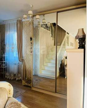 Дом 167м², 2-этажный, участок 10 сот.  