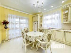 Коттедж 187м², 2-этажный, участок 7 сот.  