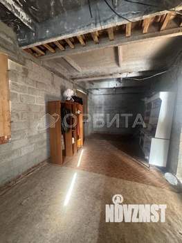 Дом 180м&sup2;, 2-этажный, участок 8 сот.  