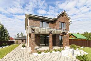 Дом 250м&sup2;, 2-этажный, участок 25 сот.  