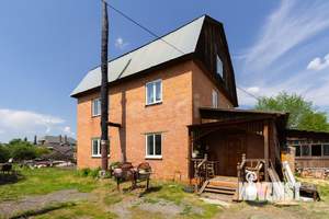 Дом 180м&sup2;, 3-этажный, участок 8 сот.  