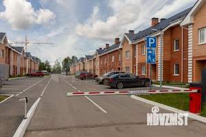Таунхаус 120м², 3-этажный, участок 1 сот.  