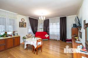 Дом 231м², 2-этажный, участок 10 сот.  