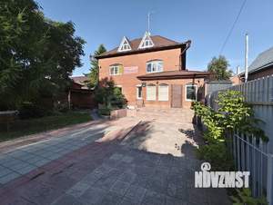 Дом 244м&sup2;, 2-этажный, участок 11 сот.  