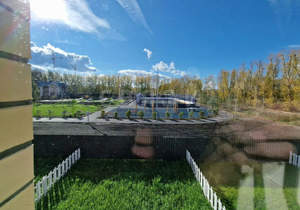 Дом 154м&sup2;, 3-этажный, участок 5 сот.  