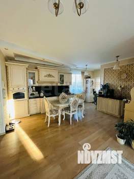 Дом 167м², 2-этажный, участок 10 сот.  