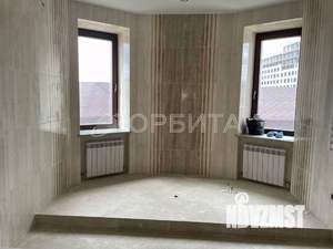 Дом 512м&sup2;, 2-этажный, участок 10 сот.  