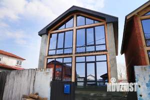 Коттедж 221м², 2-этажный, участок 7 сот.  