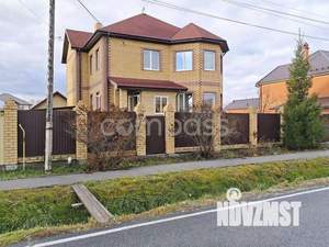 Коттедж 204м², 2-этажный, участок 10 сот.  