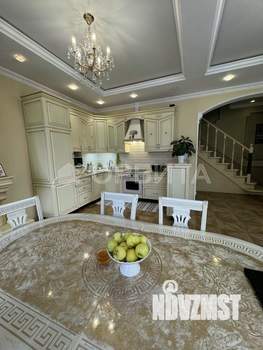 Дом 144м&sup2;, 2-этажный, участок 6 сот.  