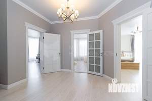 Коттедж 350м&sup2;, 2-этажный, участок 9 сот.  