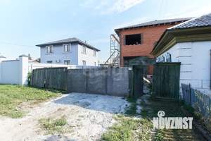 Дом 200м&sup2;, 2-этажный, участок 5 сот.  