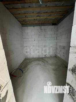 Дом 180м&sup2;, 1-этажный, участок 6 сот.  