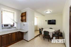Таунхаус 210м², 2-этажный, участок 2 сот.  