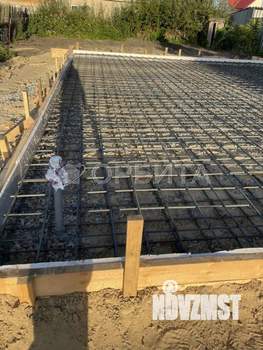 Дом 19м&sup2;, 2-этажный, участок 5 сот.  