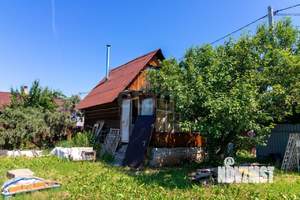 Дом 27м&sup2;, 2-этажный, участок 5 сот.  