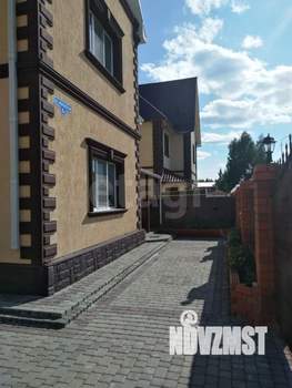 Дом 216м&sup2;, 2-этажный, участок 6 сот.  