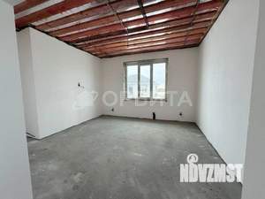 Дом 77м², 2-этажный, участок 6 сот.  