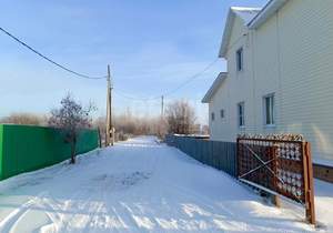 Дом 135м&sup2;, 2-этажный, участок 10 сот.  